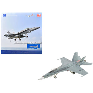 McDonnell Douglas F/A-18C Hornet Aircraft "VFA-15 Retro TAC Demo Jet VFA-106 Gladiators" (2017) United States Navy "Air Power Series" 1/72 Diecast Model by Hobby Master