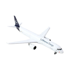 Airbus A321P2F Commercial Aircraft "Lufthansa Cargo" (D-AEUC) White with Blue Tail 1/400 Diecast Model Airplane by GeminiJets