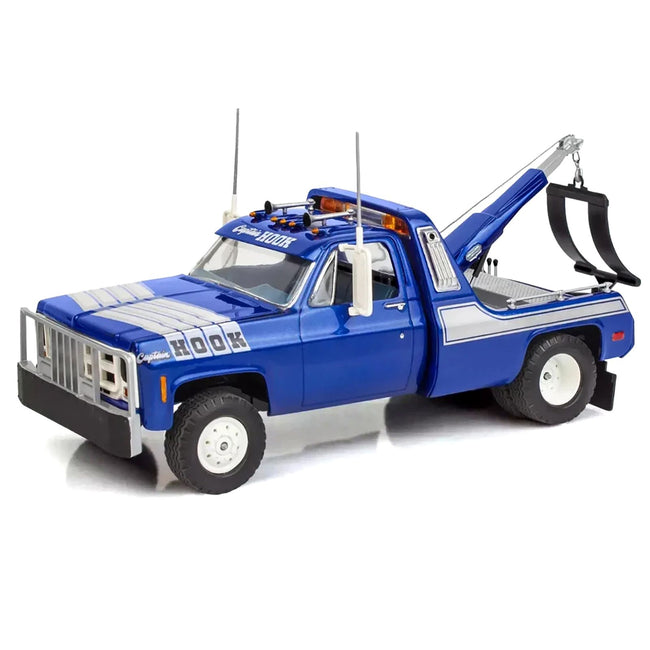 Level 4 Model Kit 1979 GMC Wrecker Tow Truck "Captain Hook" 1/25 Scale Model by Revell