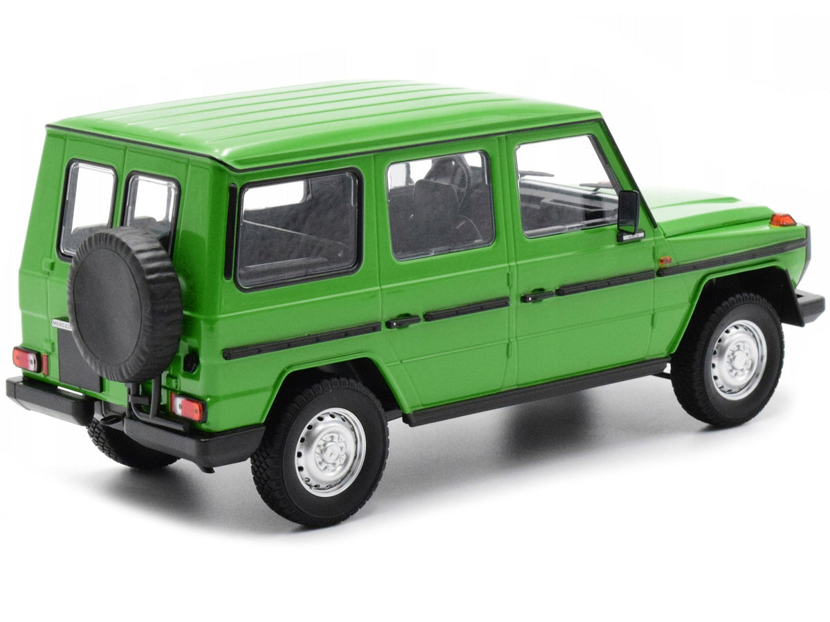 1980 Mercedes-Benz G-Model (LWB) Green with Black Stripes Limited Edition to 402 pieces Worldwide 1/18 Diecast Model Car by Minichamps - view 3
