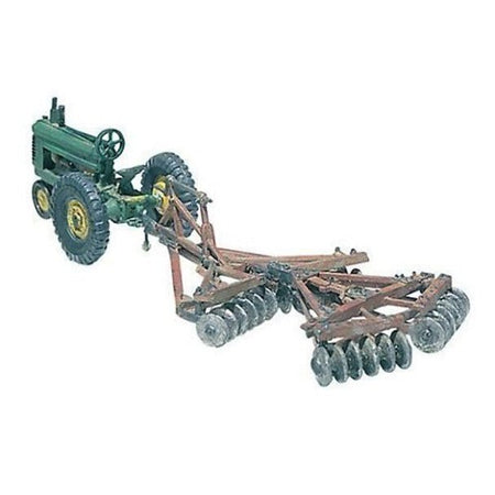 1938 - 46 JD DISC & TRACTOR - WOODLAND SCENICS - ModelCars.com