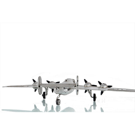 1940s U.S. Heavy Bomber Plane - Old Modern - ModelCars.com