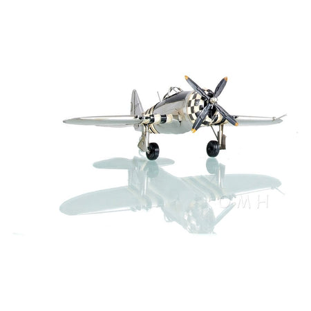 1943 Republic P - 47 Bomber - Fighter - Old Modern - ModelCars.com