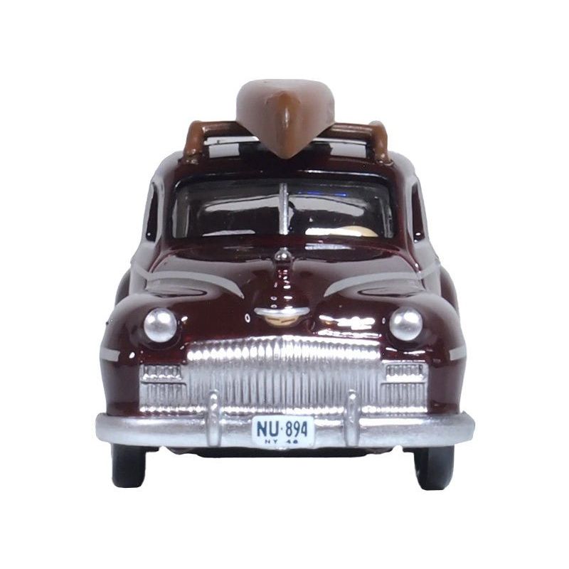 1946 DeSoto Suburban with Roof Rack and Canoe Royal Maroon 1/87 (HO) Scale Diecast Model Car by Oxford Diecast-Oxford Diecast-ModelCars.com