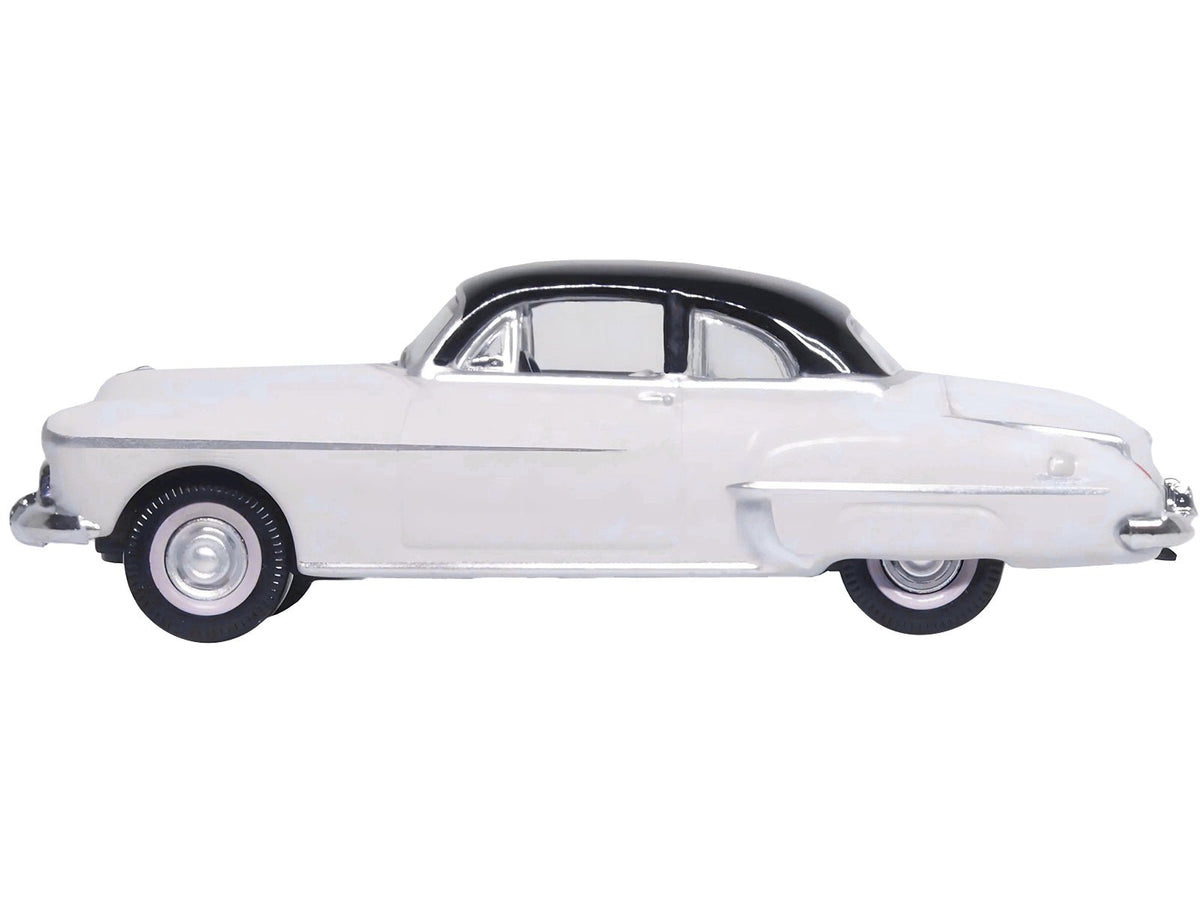 1950 Oldsmobile Rocket 88 Coupe Marol Gray with Black Top 1/87 (HO) Scale Diecast Model Car by Oxford Diecast-Oxford Diecast-ModelCars.com