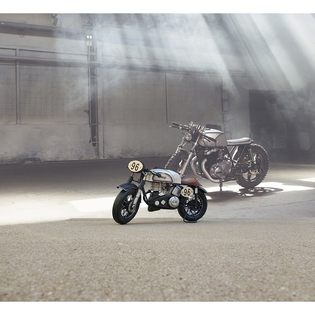 1952 Norton Manx 1:8 Metal Handmade Scaled Model - Old Modern - ModelCars.com