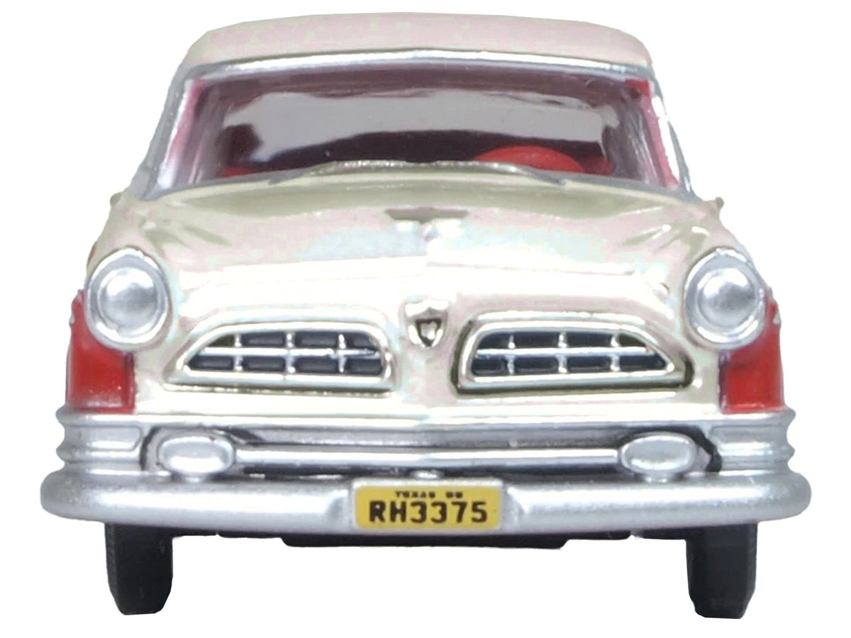1955 Chrysler New Yorker Deluxe St. Regis Tango Red and Platinum Metallic 1/87 (HO) Scale Diecast Model Car by Oxford Diecast-Oxford Diecast-ModelCars.com