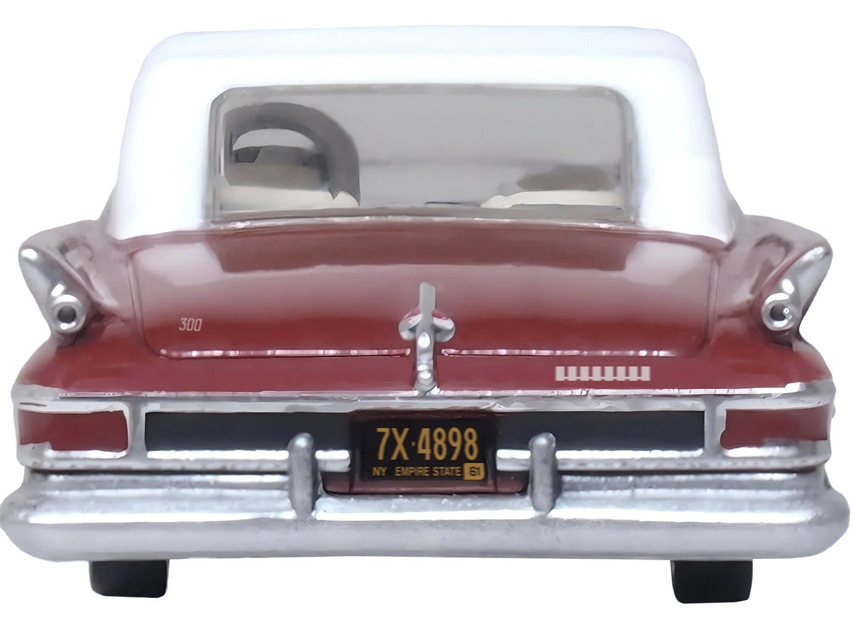 1961 Chrysler 300 Convertible (Closed Top) Cinnamon Brown Metallic with White Top 1/87 (HO) Scale Diecast Model Car by Oxford Diecast-Oxford Diecast-ModelCars.com