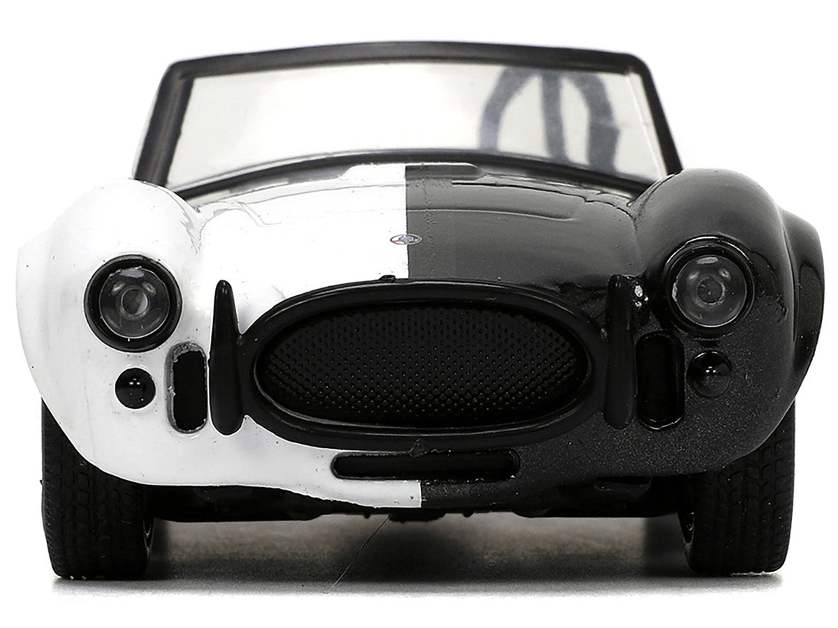1965 Shelby Cobra 427 S/C 2 Black Metallic and White and Harvey Two-Face Diecast Figure "Batman" "Hollywood Rides" Series 1/32 Diecast Model Car by Jada-Jada-ModelCars.com