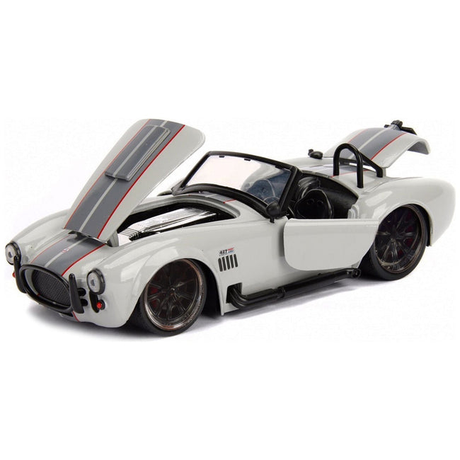 1965 Shelby Cobra 427 S/C Grey 1/24 Diecast Model Car by Jada-Jada-ModelCars.com