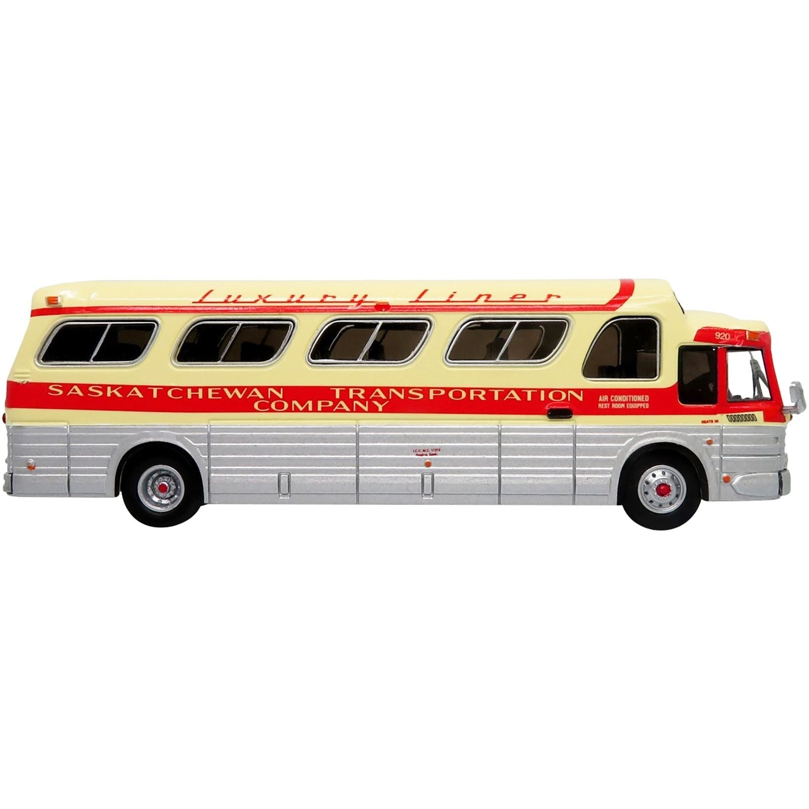1966 GM PD4107 "Buffalo" Coach Bus "Saskatchewan Transportation Company" Destination: Saskatoon (Canada) "Vintage Bus & Motorcoach Collection" 1/87 Diecast Model by Iconic Replicas - Iconic Replicas - ModelCars.com