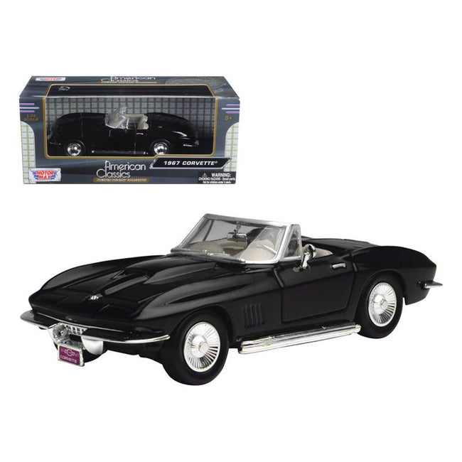 1967 Chevrolet Corvette Convertible Black 1/24 Diecast Model Car by Motormax - Motormax - ModelCars.com