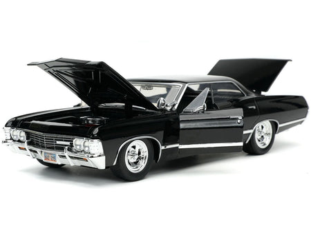 1967 Chevrolet Impala SS Sport Sedan Black and Dean Winchester Diecast Figurine "Supernatural" (2005-2020) TV Series "Hollywood Rides" Series 1/24 Diecast Model Car by Jada-Jada-ModelCars.com