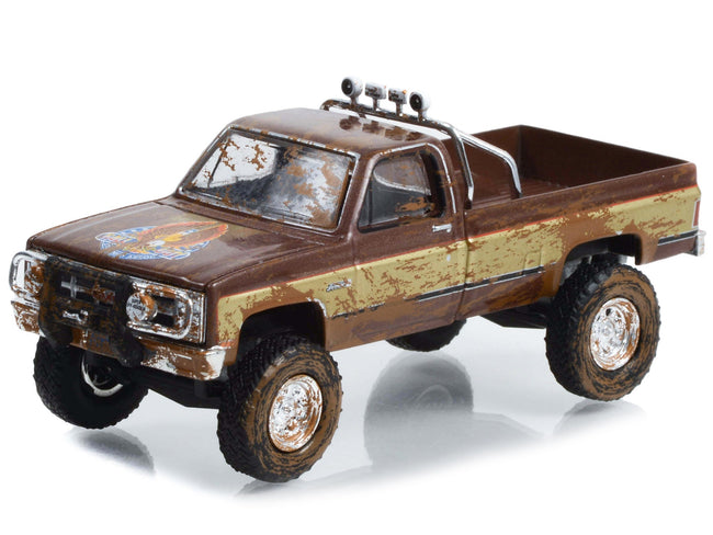 1969 Chevrolet C-30 Dually Wrecker Tow Truck White "Jerryâ€™s Towing" "Fall Guy Stuntman Association" Hollywood Special Edition 1/64 Diecast Model Car by Greenlight-Greenlight-ModelCars.com
