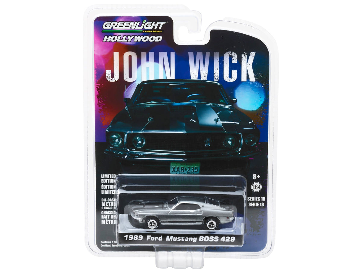 1970 Chevrolet Chevelle SS 396 Green with White Stripes "John Wick: Chapter 2" (2017) Movie "Hollywood Series" Release 18 1/64 Diecast Model Car by Greenlight-Greenlight-ModelCars.com