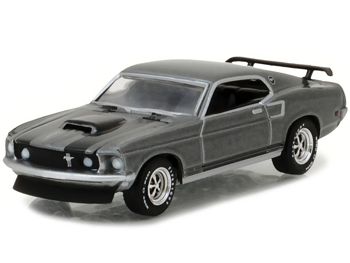 1970 Chevrolet Chevelle SS 396 Green with White Stripes "John Wick: Chapter 2" (2017) Movie "Hollywood Series" Release 18 1/64 Diecast Model Car by Greenlight-Greenlight-ModelCars.com