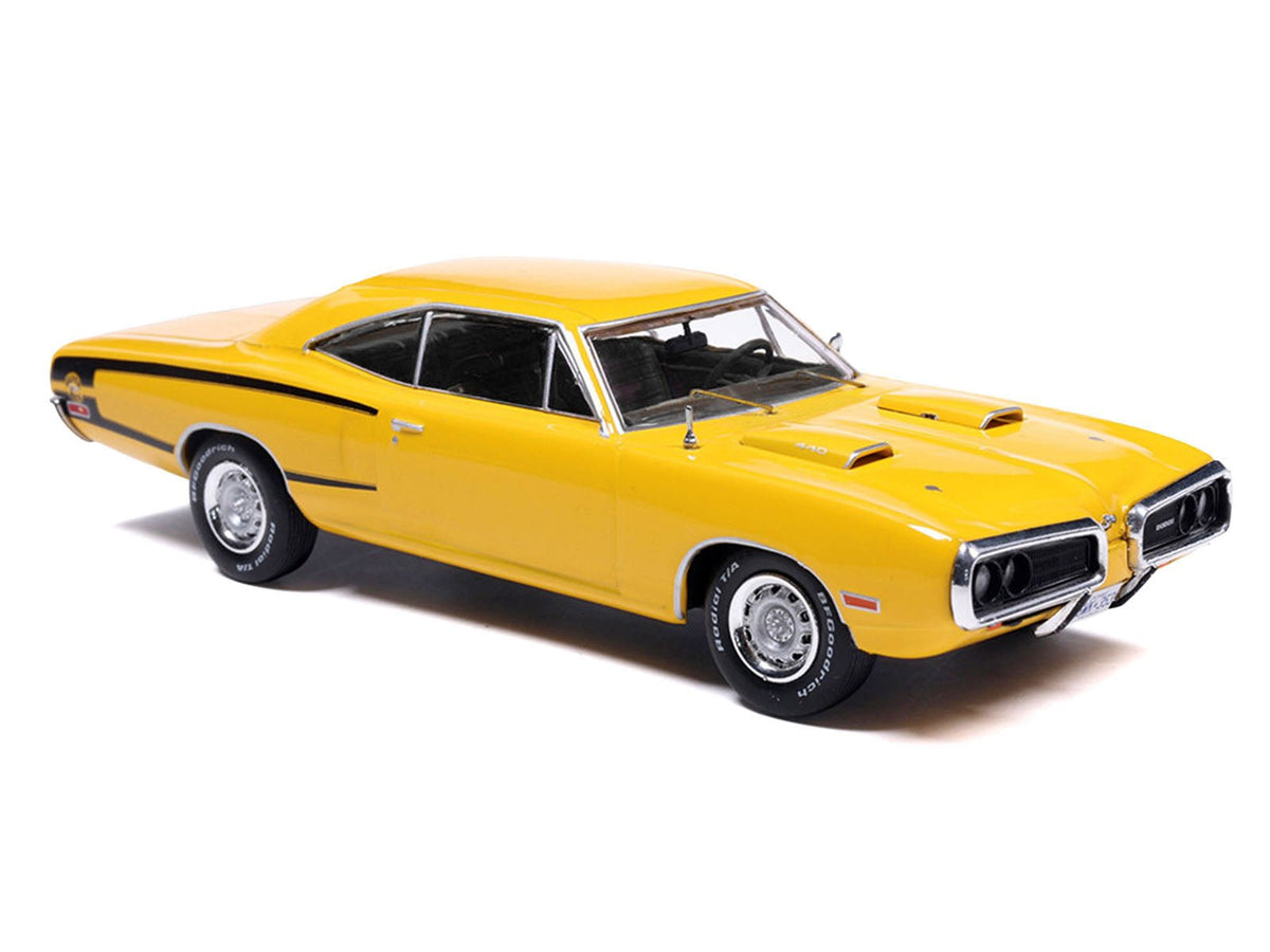 1970 Dodge Coronet Super Bee Yellow with Black Stripes 1/43 Diecast Model by IXO Models-IXO-ModelCars.com