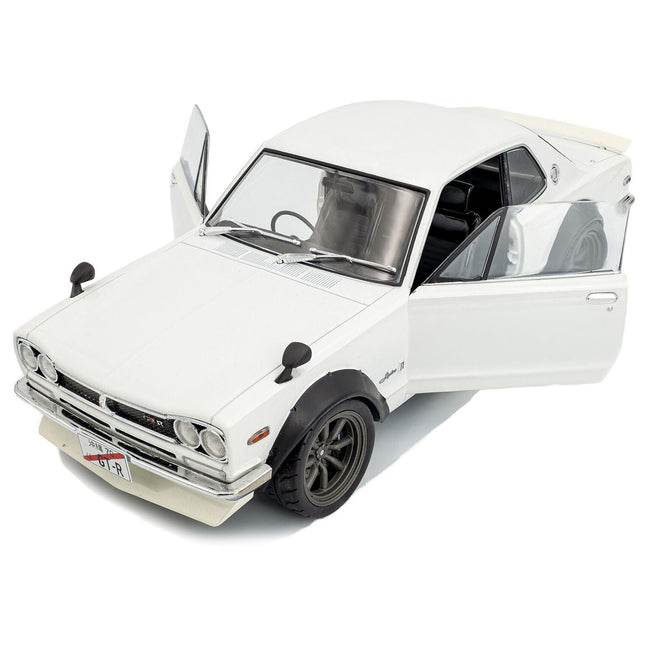 1970 Nissan Skyline (C10) Hakosuka RHD (Right Hand Drive) White 1/18 Diecast Model Car by Solido-Solido-ModelCars.com