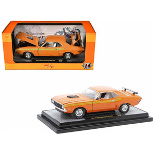 1971 Dodge Challenger R/T 440 Orange with Yellow Stripes and White Interior Limited Edition to 5250 pieces Worldwide 1/24 Diecast Model Car by M2 Machines