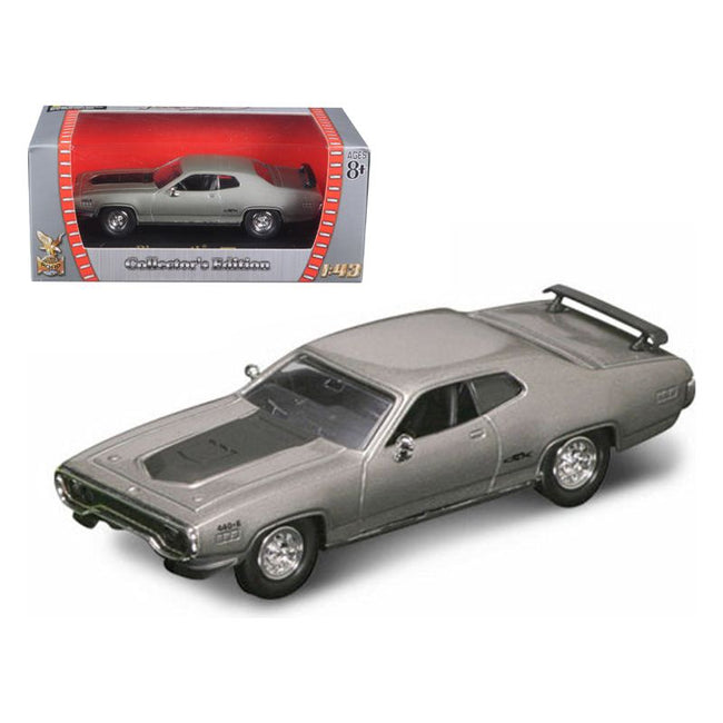 1971 Plymouth GTX 440 6 Pack Silver 1/43 Diecast Model Car by Road Signature - Road Signature - ModelCars.com