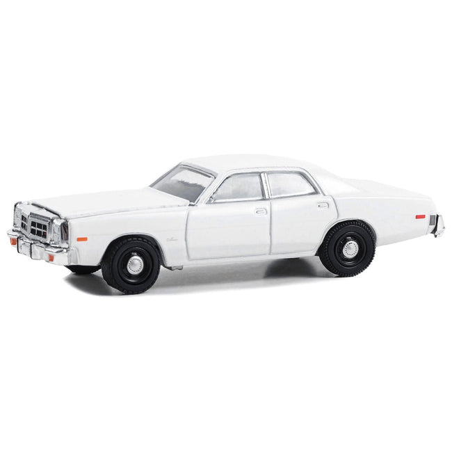 1977-78 Dodge Monaco Police Pursuit White "Hot Pursuit - Hobby Exclusive" Series 1/64 Diecast Model Car by Greenlight-Greenlight-ModelCars.com