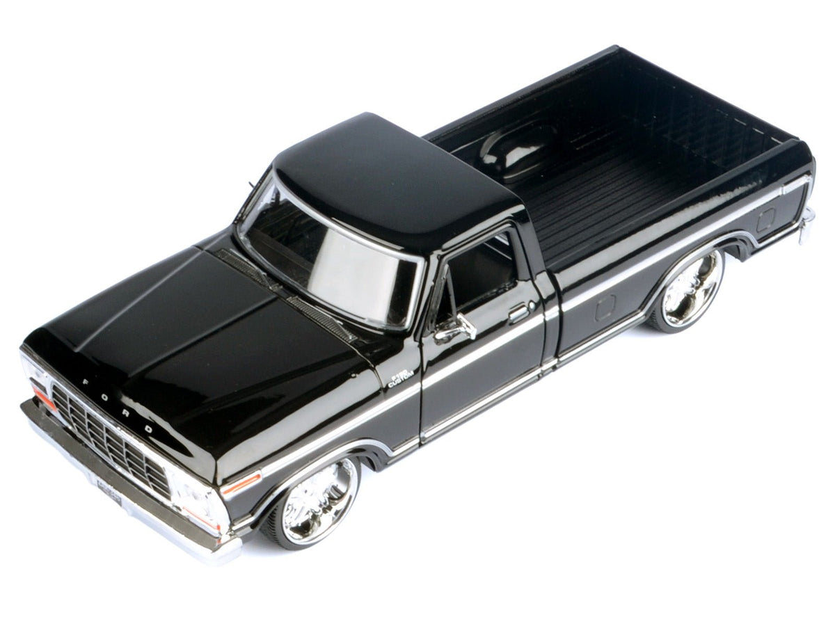 1979 Ford F-150 Custom Pickup Truck Black "Maxx Design" Series 1/24 Diecast Model Car by Motormax-Motormax-ModelCars.com