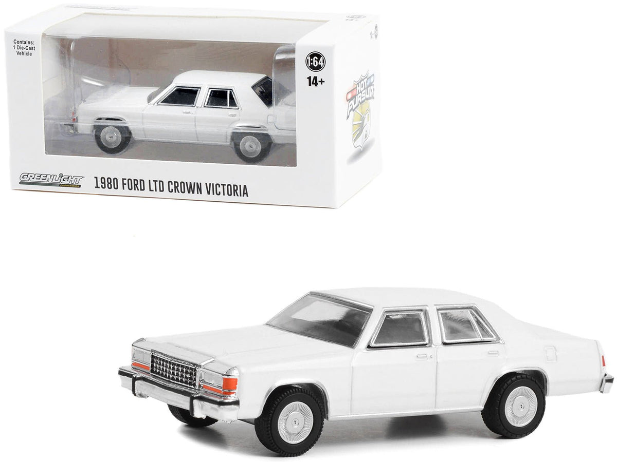 1980-1991 Ford LTD Crown Victoria Police White "Hot Pursuit" "Hobby Exclusive" Series 1/64 Diecast Model Car by Greenlight-Greenlight-ModelCars.com