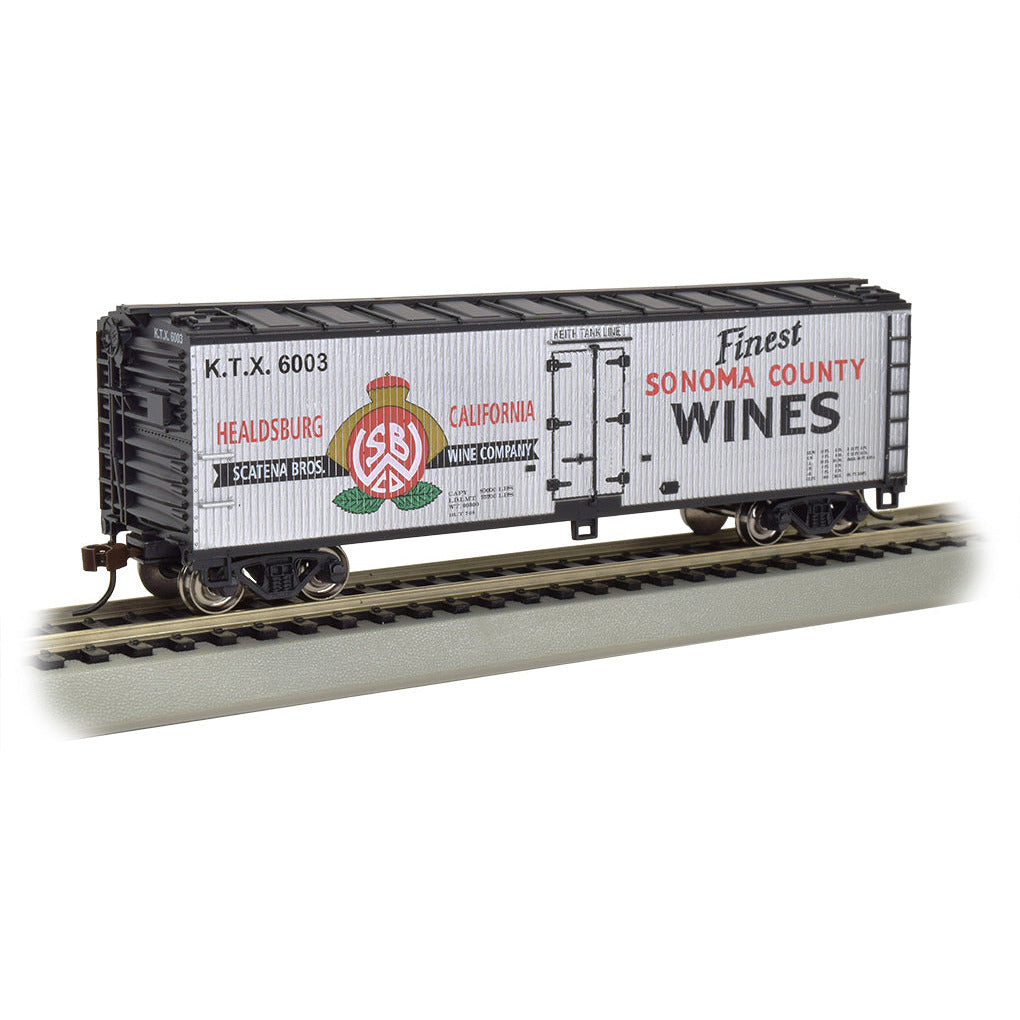 Bachmann Sonoma County Wines - 40' Wood-side Refrig Box Car (HO Scale)