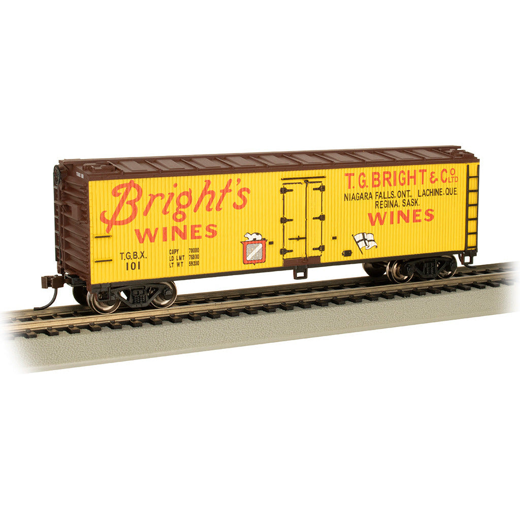 Bachmann Bright's Wines - 40' Wood-side Refrig Box Car (HO Scale)