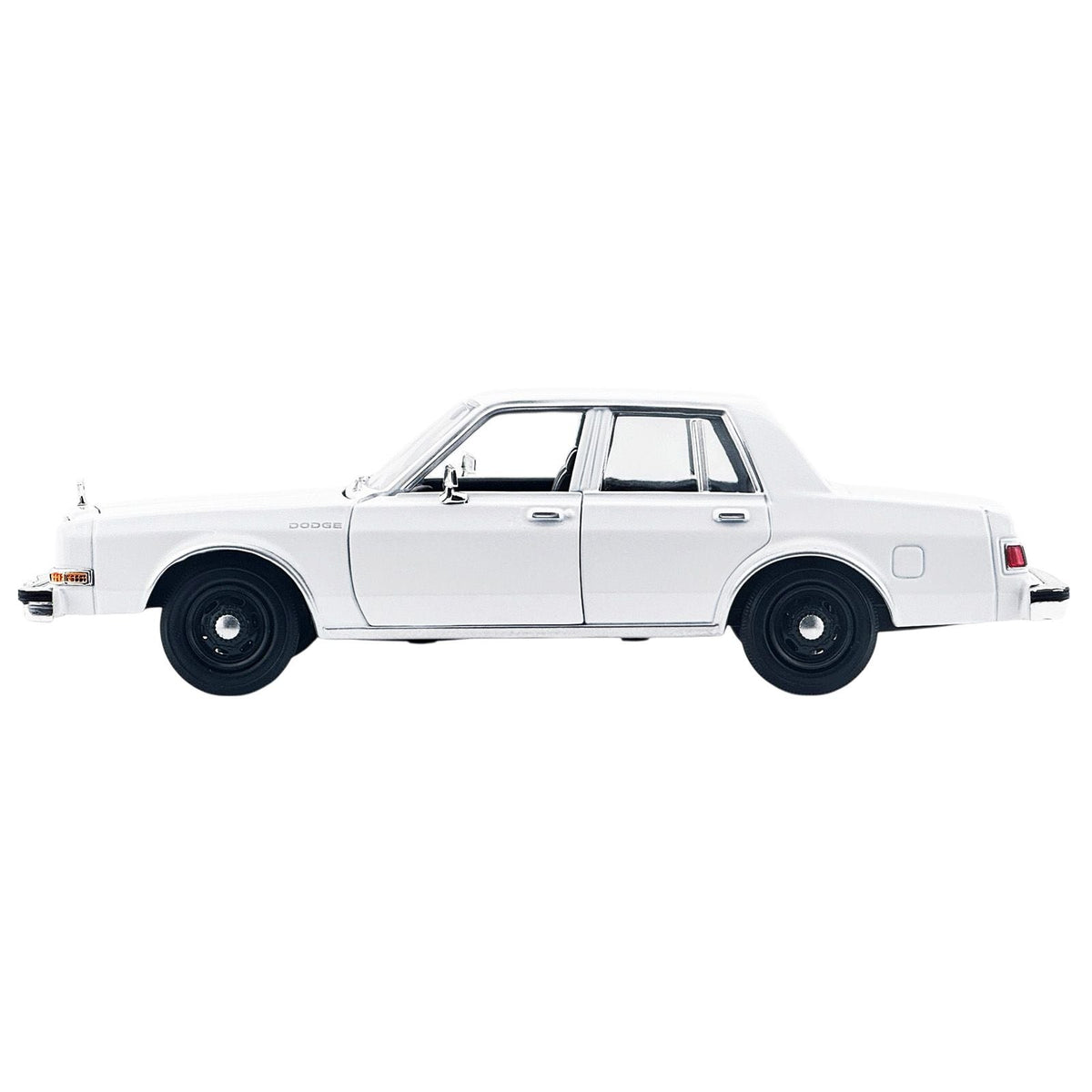1986 Dodge Diplomat Police Car Unmarked White "Custom Builder's Kit" Series 1/24 Diecast Model Car by Motormax-Motormax-ModelCars.com