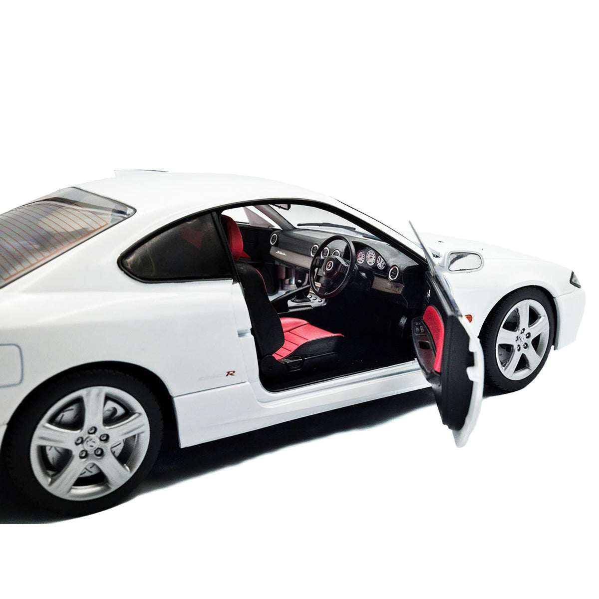 1999 Nissan Silvia (S15) Spec-R Aero RHD (Right Hand Drive) Aspen White 1/18 Diecast Model Car by Solido-Solido-ModelCars.com