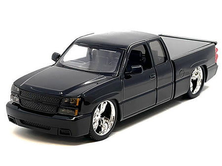 2006 Chevrolet Silverado Custom Pickup Truck Black "Die-Cast Collection" Series 1/25 Diecast Model Car by Motormax-Motormax-ModelCars.com