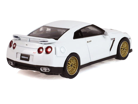 2007 Nissan GT-R (R35) Pearl White with Gold Wheels "Tokyo Torque" Series 10 1/64 Diecast Model Car by Greenlight-Greenlight-ModelCars.com