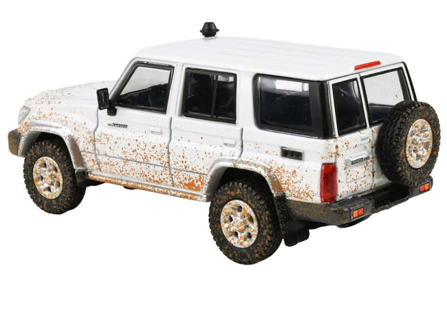 2014 Toyota Land Cruiser 76 White (Dirty Off Road Effect) 1/64 Diecast Model Car by Paragon Models-Paragon-ModelCars.com