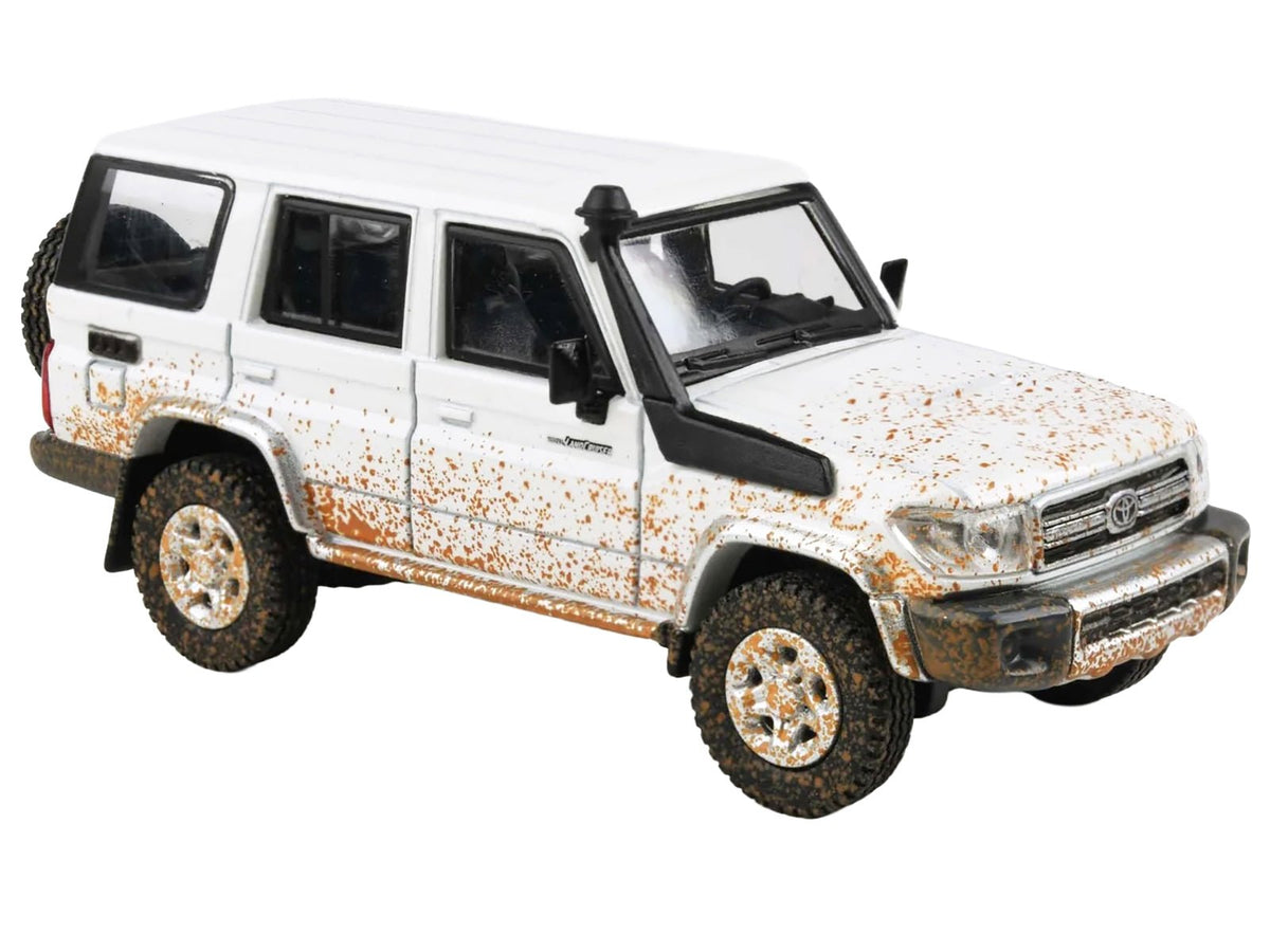 2014 Toyota Land Cruiser 76 White (Dirty Off Road Effect) 1/64 Diecast Model Car by Paragon Models-Paragon-ModelCars.com