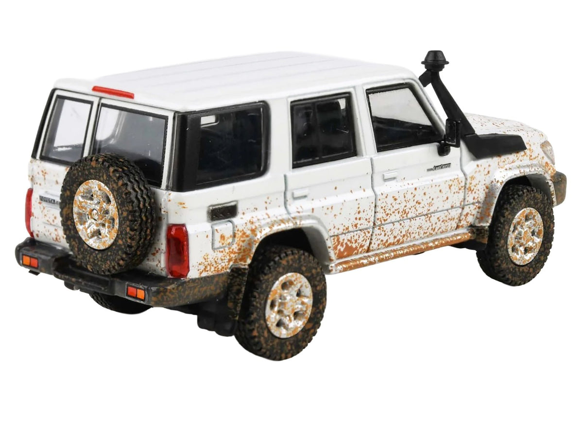 2014 Toyota Land Cruiser 76 White (Dirty Off Road Effect) 1/64 Diecast Model Car by Paragon Models-Paragon-ModelCars.com