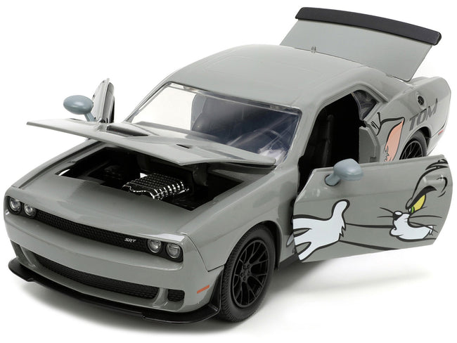 2015 Dodge Challenger Hellcat Gray with "Tom" Graphics and Jerry Diecast Figure "Tom and Jerry" "Hollywood Rides" Series 1/24 Diecast Model Car by Jada-Jada-ModelCars.com