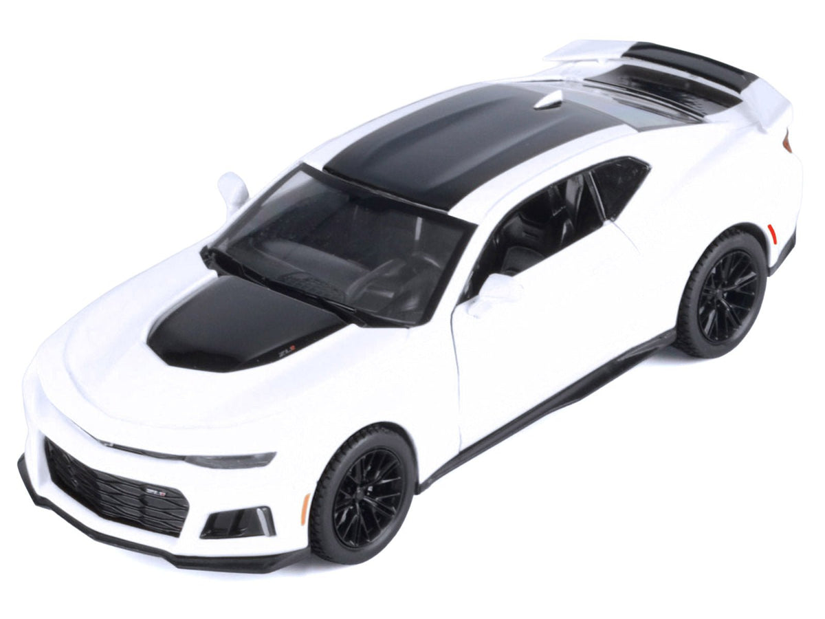 2017 Chevrolet Camaro ZL1 White 1/24 Diecast Model Car by Motormax-Motormax-ModelCars.com