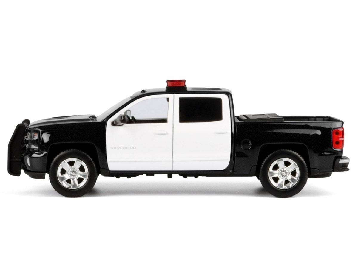 2017 Chevrolet Silverado 1500 LT Z71 Crew Cab Pickup Truck Black and White with Flashing Light Bar and Front and Rear Lights and Sounds 1/27 Diecast Model Car by Motormax-Motormax-ModelCars.com