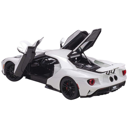 2017 Ford GT Frozen White 1/18 Model Car by Autoart - Autoart - ModelCars.com