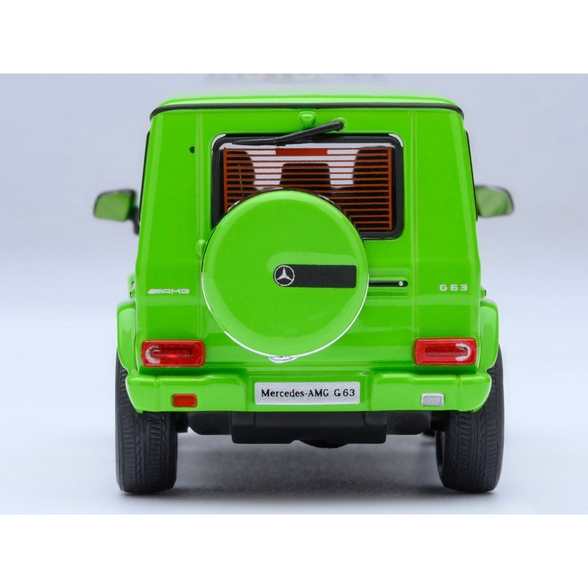 2017 Mercedes-Benz AMG G 63 Alien Green 1/64 Diecast Model Car by Autoart-Autoart-ModelCars.com