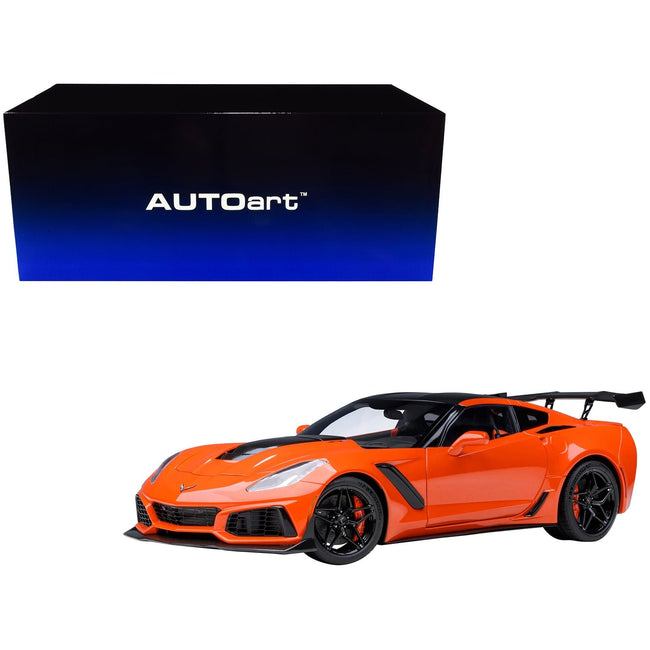 2019 Chevrolet Corvette C7 ZR1 Sebring Orange Tintcoat with Carbon Top 1/18 Model Car by Autoart-Autoart-ModelCars.com