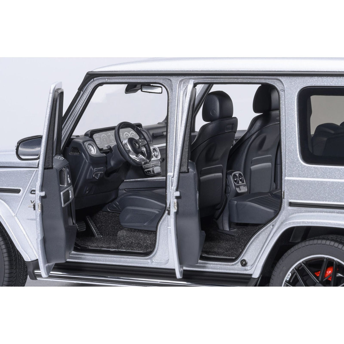2019 Mercedes-Benz AMG G63 Iridium Silver Metallic 1/18 Model Car by Autoart-Autoart-ModelCars.com