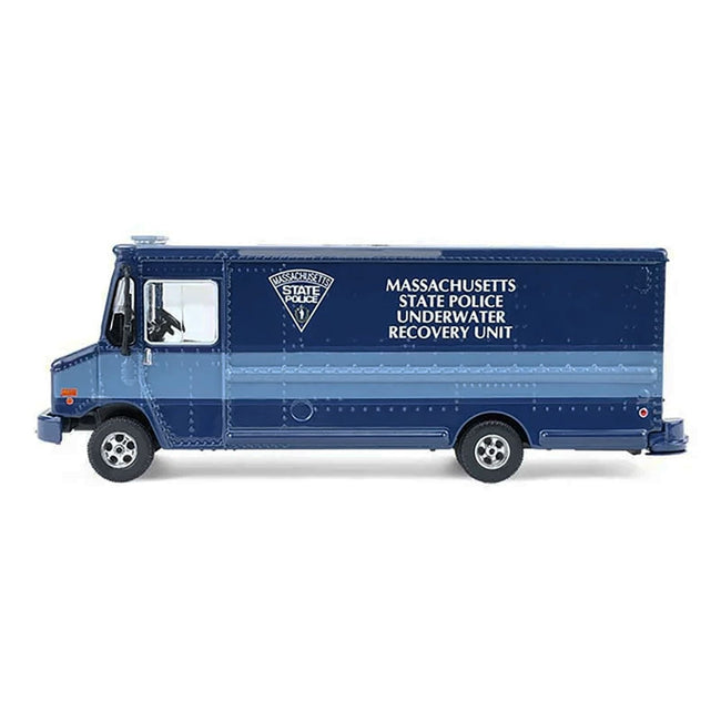 2019 Step Van "Massachusetts State Police Underwater Recovery Unit" Blue Two-Tone "H.D. Trucks" Series 26 1/64 Diecast Model Car by Greenlight-Greenlight-ModelCars.com