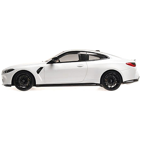 2020 BMW M4 White with Carbon Top Limited Edition to 720 pieces Worldwide 1/18 Diecast Model Car by Minichamps - Minichamps - ModelCars.com