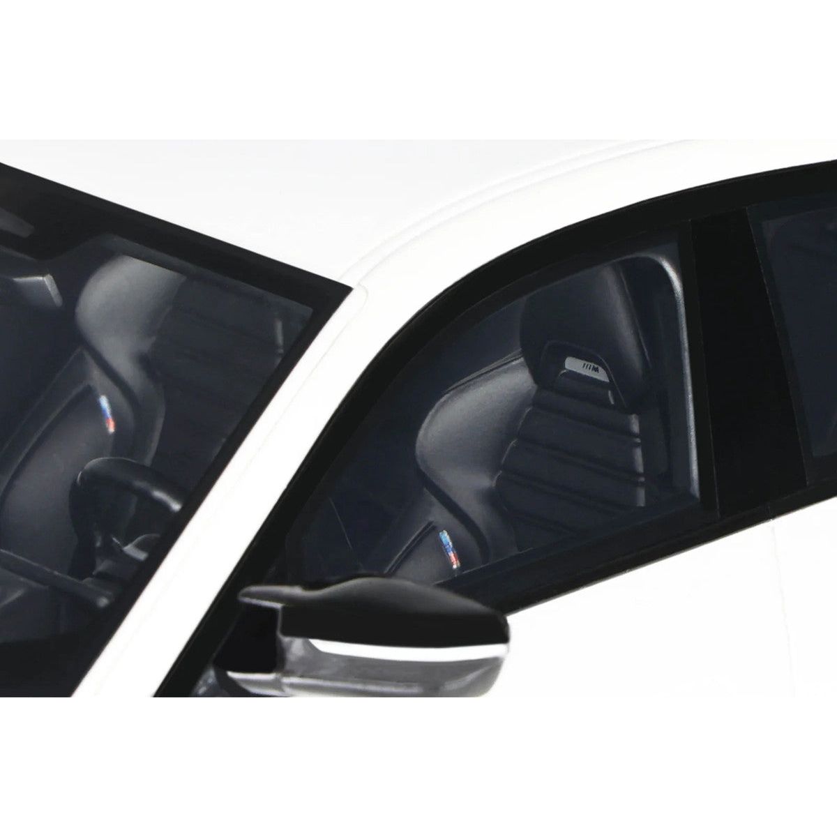 Ottomobile 1:18 BMW I4 M50 Año de construcción 2021 blanco mineral Ottomobile 1:18 BMW I4 M50 Año de construcción 2021 blanco mineral