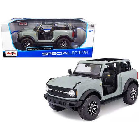 2021 Ford Bronco Badlands Light Gray "Special Edition" 1/18 Diecast Model Car by Maisto - Maisto - ModelCars.com