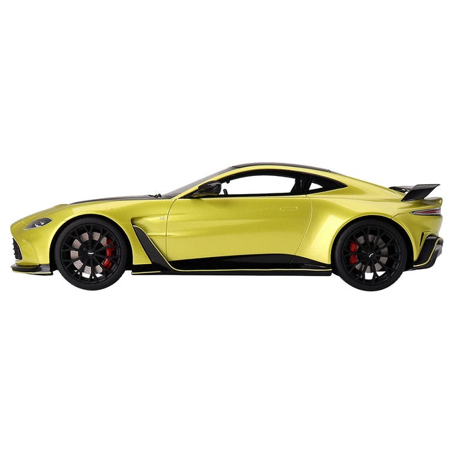 2022 Aston Martin V12 Vantage RHD (Right Hand Drive) Cosmopolitan Yellow with Black Hood and Top 1/18 Model Car by Top Speed - Top Speed - ModelCars.com