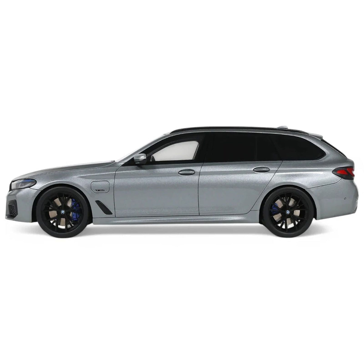 2023 BMW 530E XDrive M Silver Metallic 1/18 Model Car by GT Spirit-GT Spirit-ModelCars.com