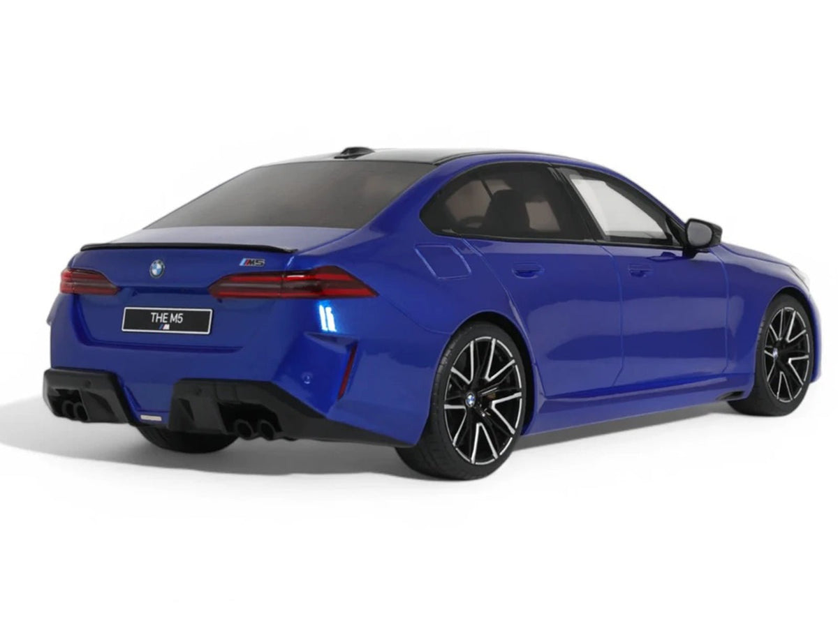 2024 BMW M5 (G90) Marina Bay Blue Metallic with Black Top 1/18 Model Car by GT Spirit-GT Spirit-ModelCars.com